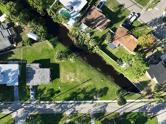 3rd image of 5113 Avery Rd