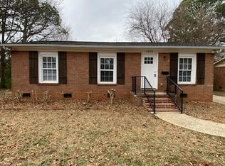 4838 Ridgeley Dr, Charlotte, NC 28208