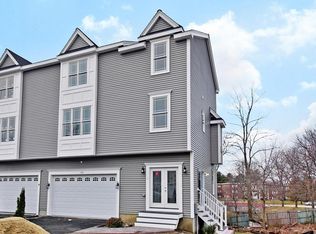 194 Oak St UNIT 2, Shrewsbury, MA 01545