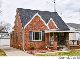 2067 Marland St, Springfield, IL 62702