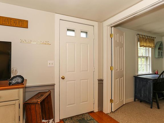 3rd image of 245 Lovells Ln