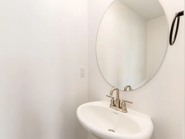 4198 W Gooseneck Ct — Photo 3