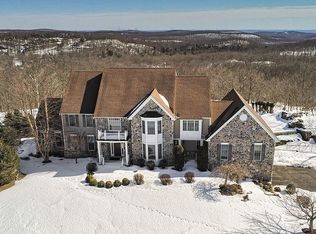 179 S Glen Rd, Kinnelon, NJ 07405