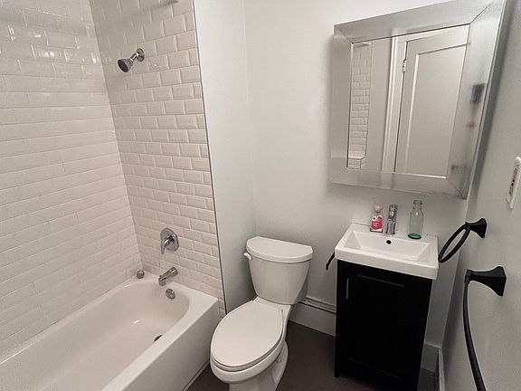 5th image of 1536 W 14th Ave #5