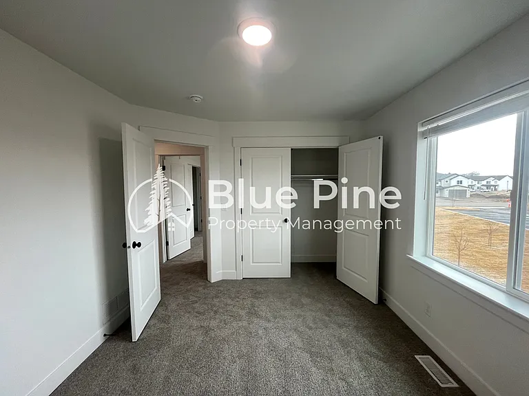 1195 Jaylee Dr #1 — Photo 16