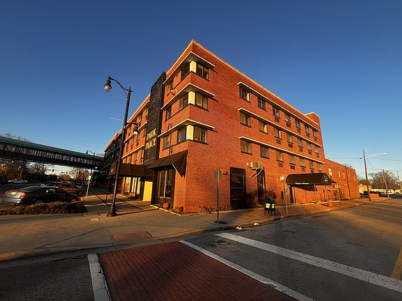 2nd image of 500 N Montgomery Ave #2B-2Ba-613Sqft