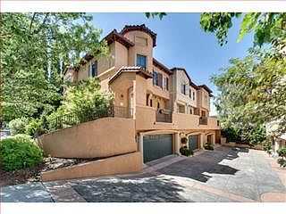 1st image of 159 Cuesta Dr