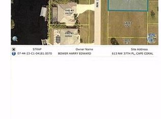 613 NW 37th Pl, Cape Coral, FL 33993