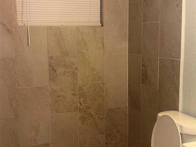 4624 Bell St #2 — Photo 9