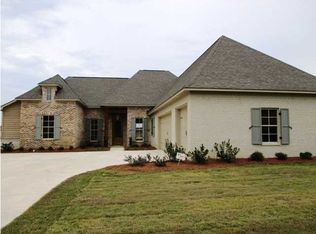 151 Bienville Dr, Madison, MS 39110