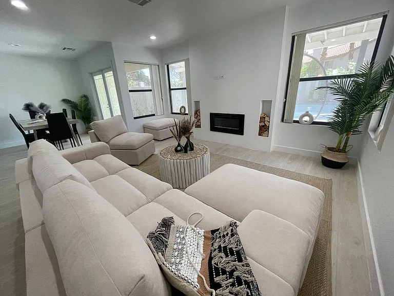 3004 Ocean View Dr — Photo 8