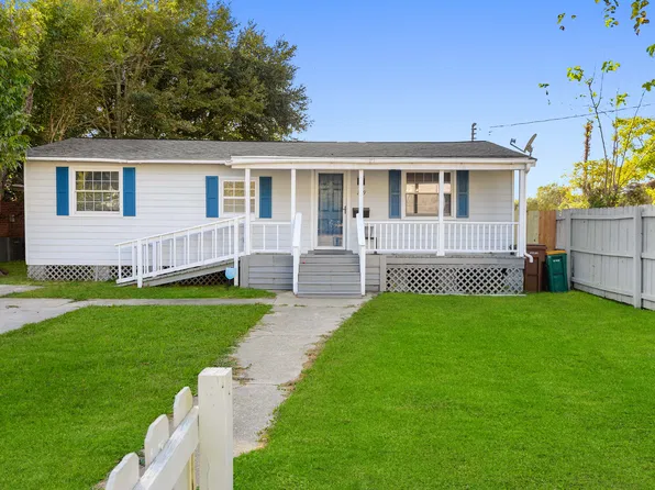 219 Lee St, Biloxi, MS 39530
