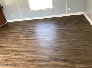 305 Chapman Rd, Williamstown, KY 41097