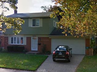 40723 Firwood Dr, Plymouth, MI 48170