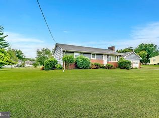 10 Fairview Rd, Robbinsville, NJ 08691