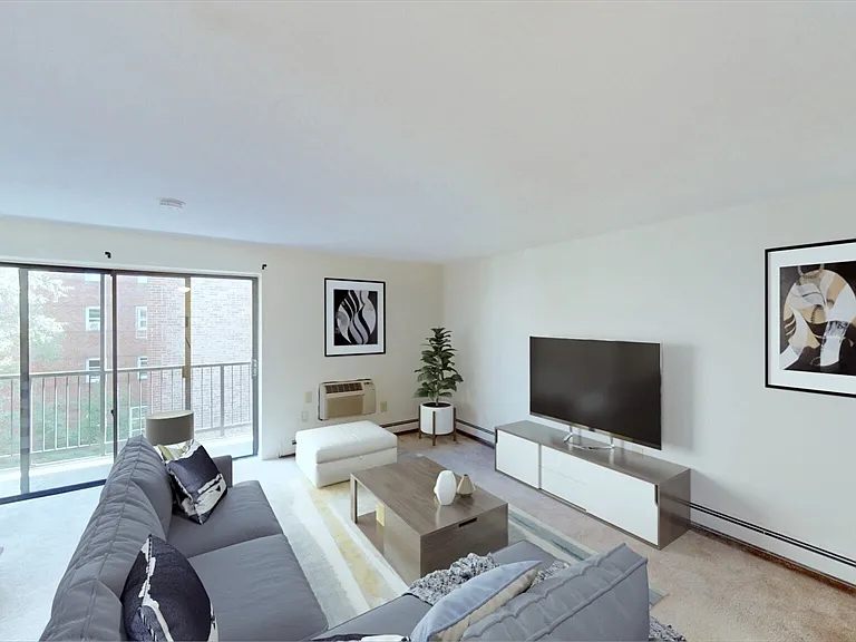 21 Highland Ave #5 — Photo 1