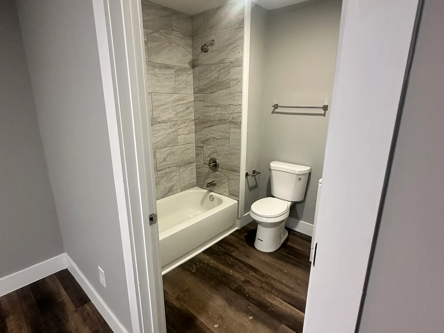 3 bed, 926 sqft, $1,500 — Photo 4