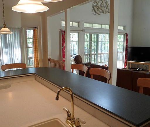 4th image of 45461 Stoney Run Dr