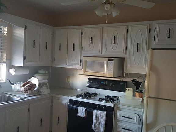 4th image of 5286 81st St N APT 15
