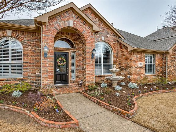 3rd image of 4528 Avebury Dr
