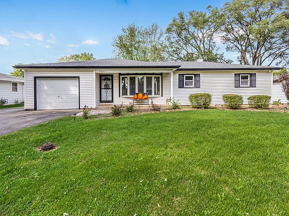 3rd image of 23826 W Essex Dr