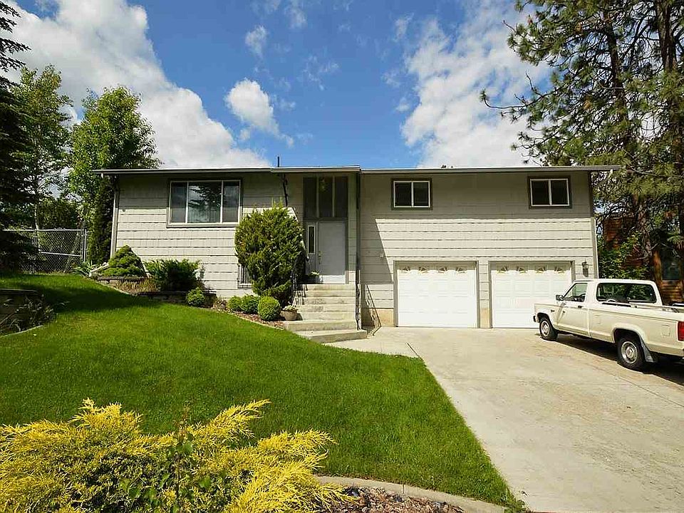 1st image of 2327 E 35th Ave