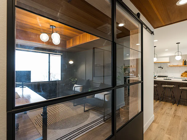 Pembroke Dr — Photo 18