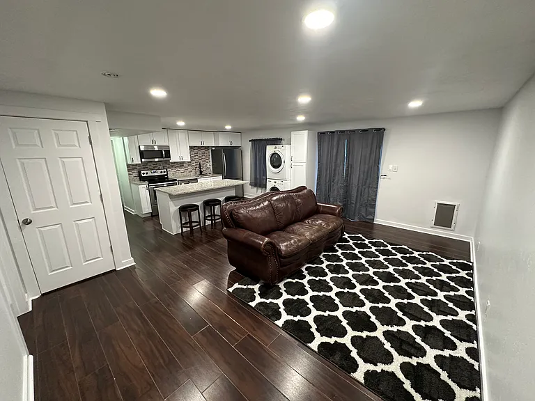 7898 N Oakwood Dr #1 — Photo 1