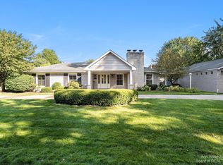 1000 Buckingham Rd, Grosse Pointe Park, MI 48230