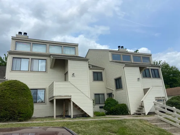 198 Brittany Farms Rd, New Britain, CT 06053