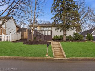 104 E Division St, Lemont, IL 60439