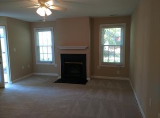 713 Renshaw Ct, Cary, NC 27518