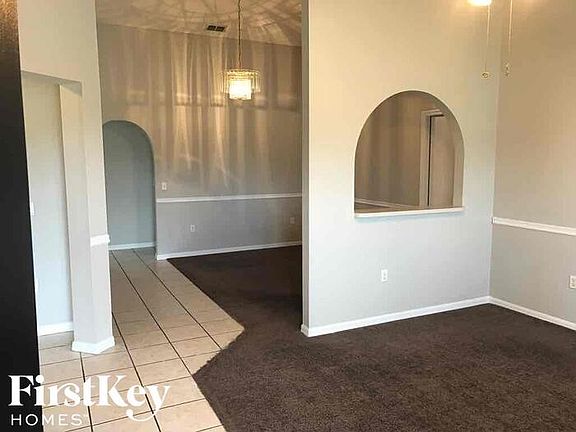 2nd image of 1104 Oak Pointe Pl