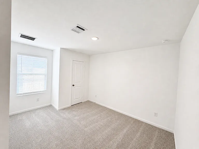 3521 Hilts Trl — Photo 13