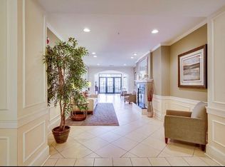 24701 Byrne Meadow Sq APT 108, Aldie, VA 20105