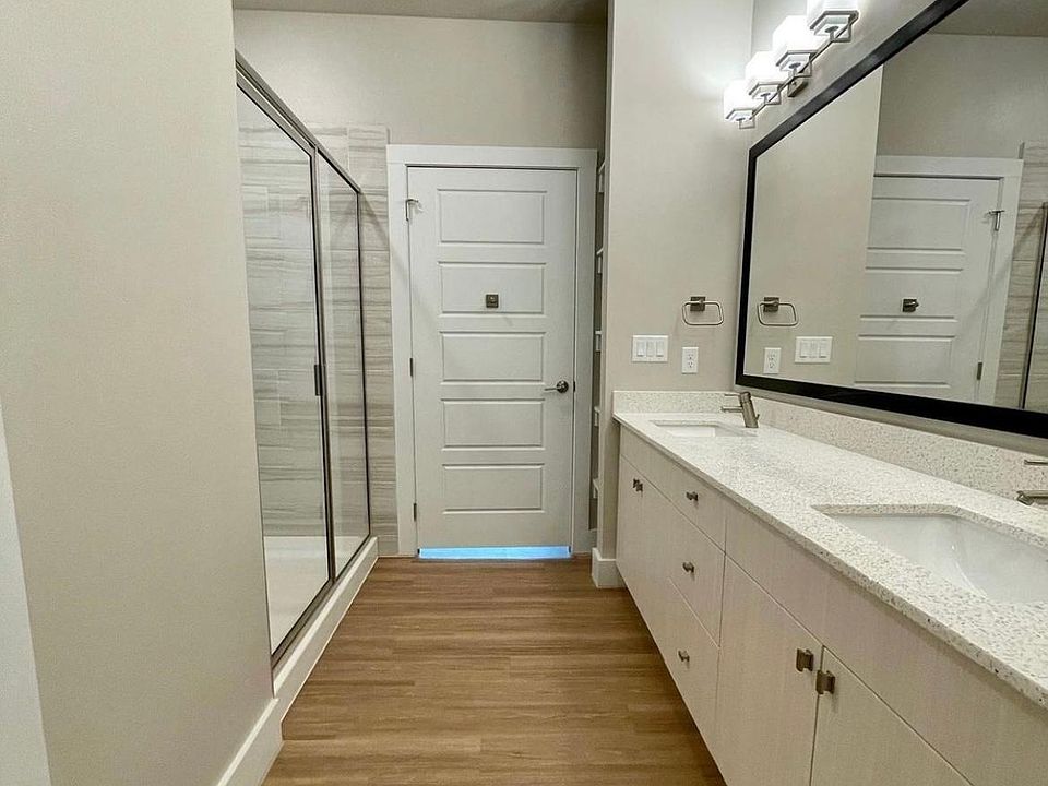 2nd image of 2400 Race St #3001