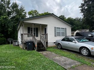3321 Thomas St, Knoxville, TN 37921