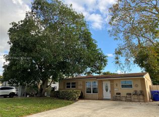 6740 Freedom St, Hollywood, FL 33024