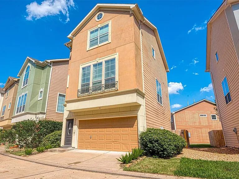 3302 Clearview Cir — Photo 3