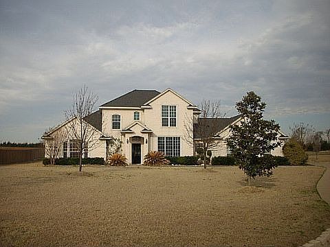 1st image of 411 Burtonwood Cir