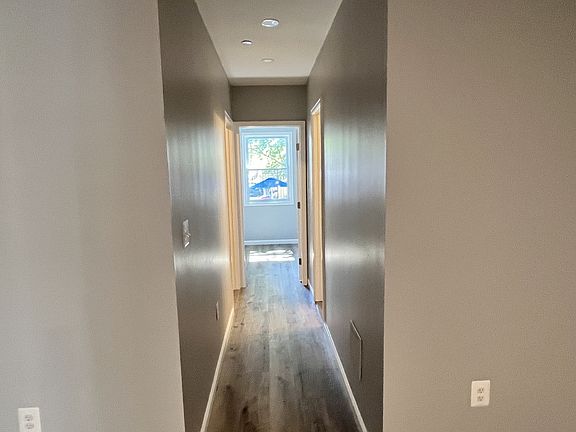 5th image of 1709 E St NE #2