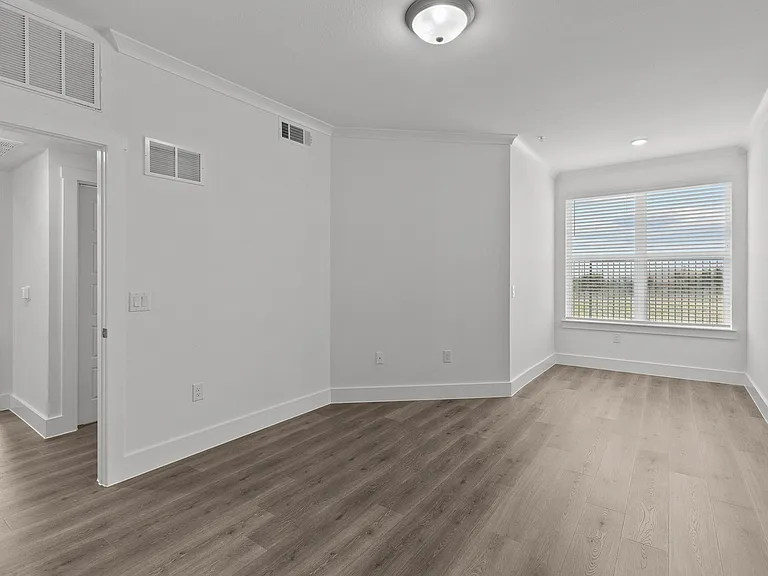 B1-Cove-Bedroom B1-Cove-Bedroom
