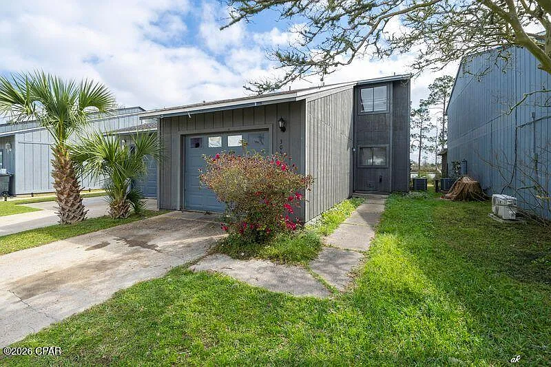 3 bed, 2.5 bath, 1547 sqft, $1,750 — Photo 2