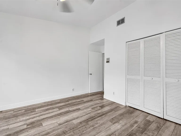 7755 Kenway Pl E — Photo 10