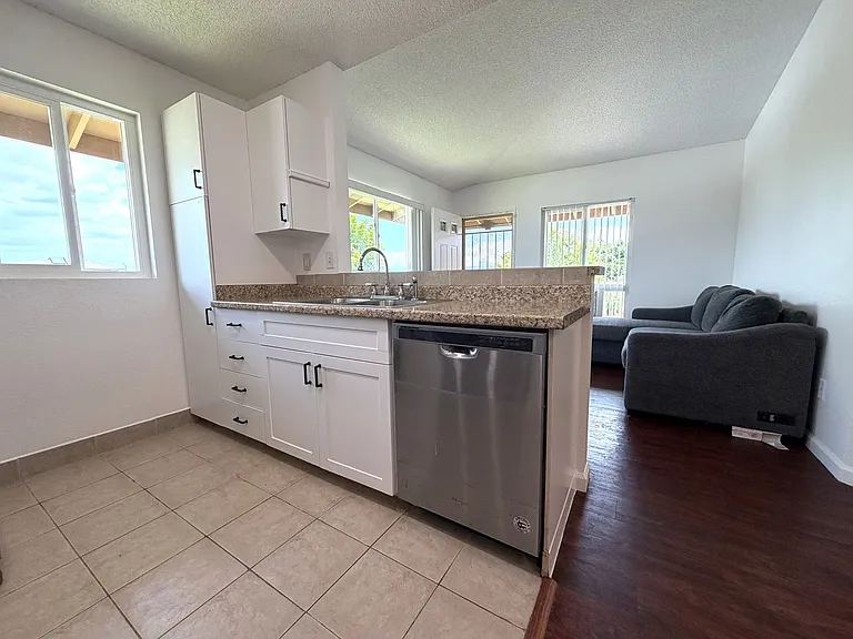91-1057 Laulauna St #1H — Photo 5