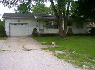 5002 Alicia Dr, Alton, IL 62002