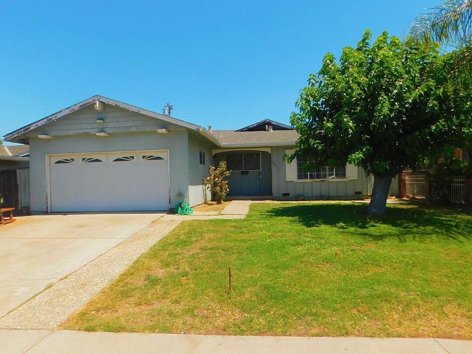 1st image of 2344 Orlando Dr