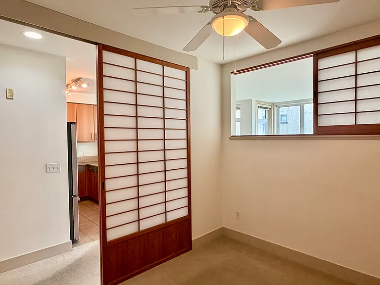 1760 N Northlake Way #423 — Photo 12