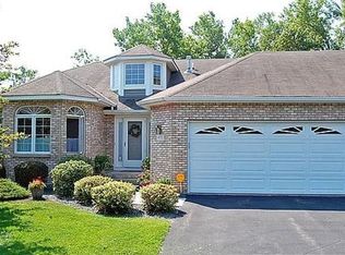 4173 Thornhill Ln, Vadnais Heights, MN 55127