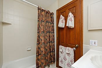 1st image of 1845 Shadyview Cir N